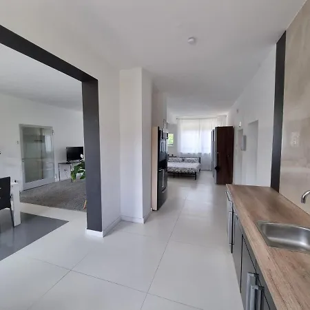 Schoenes Modernes Loft In - Suedviertel